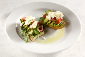Bruschetta_med_avokado